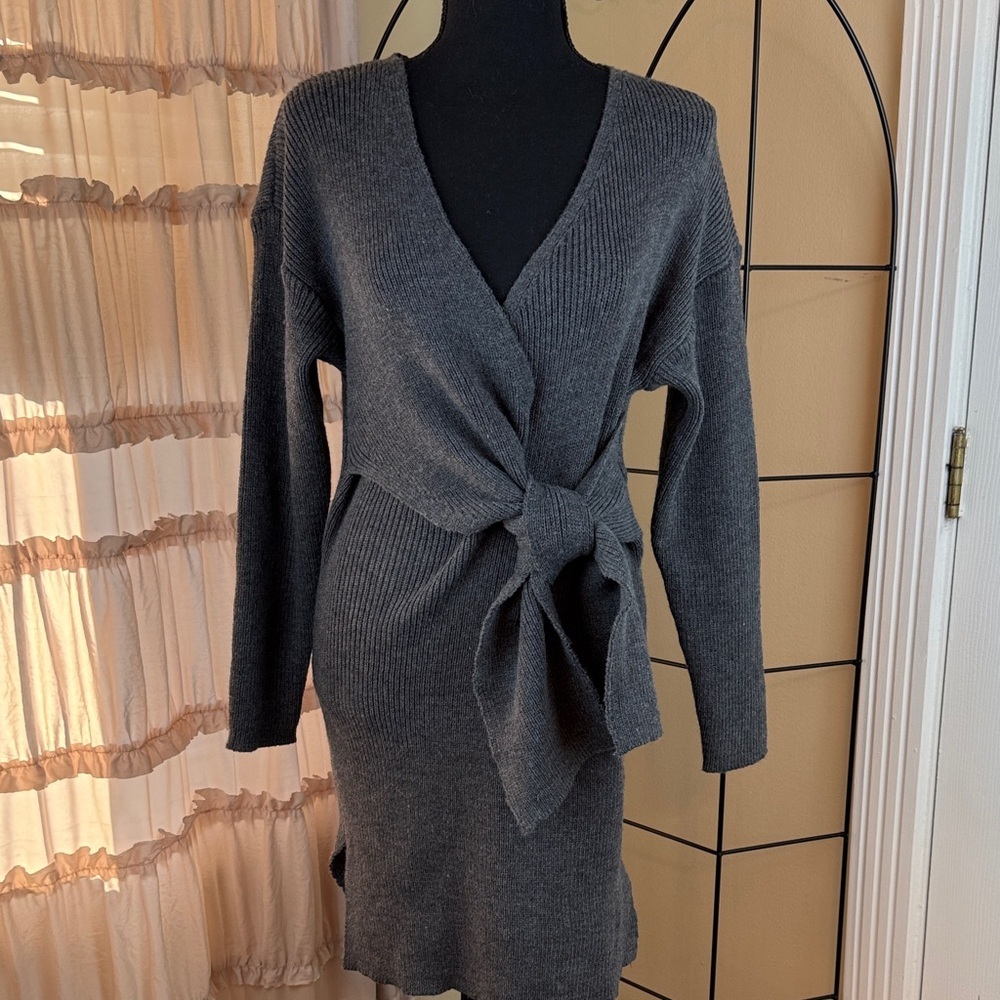 Sage The Label Ari Surplice Tie Front Wrap Dress Grey Size Small NWT